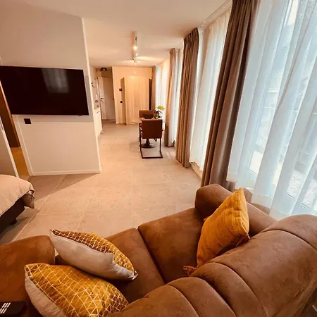 Christina's Luxe Penthouse Big Terrace And Seaview Апартаменти Остенде