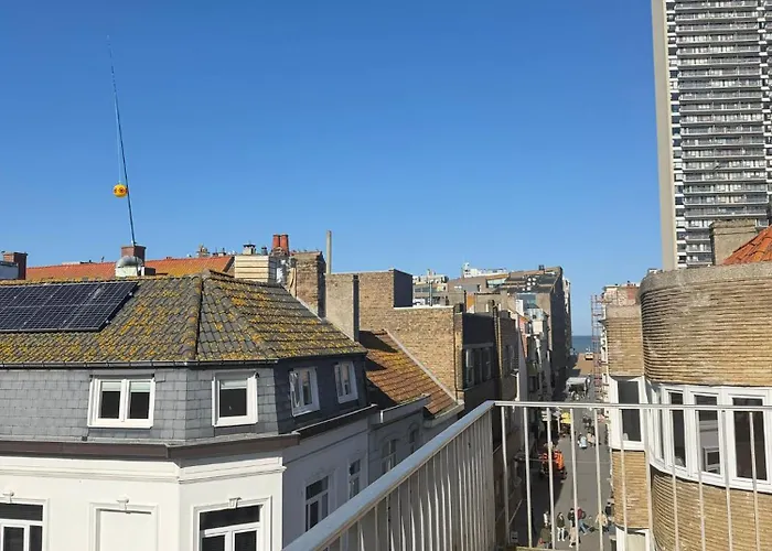 Christina's Luxe Penthouse Oostende