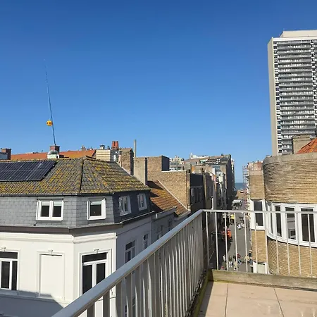 Christina's Luxe Penthouse Big Terrace And Seaview Oostende